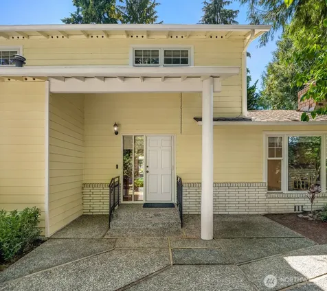 18855 SE 42nd Street Issaquah WA 98027