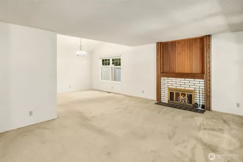 18855 SE 42nd Street Issaquah WA 98027