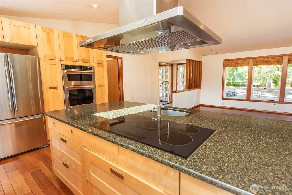 1419 S Pacific Vista Port Angeles WA 98363