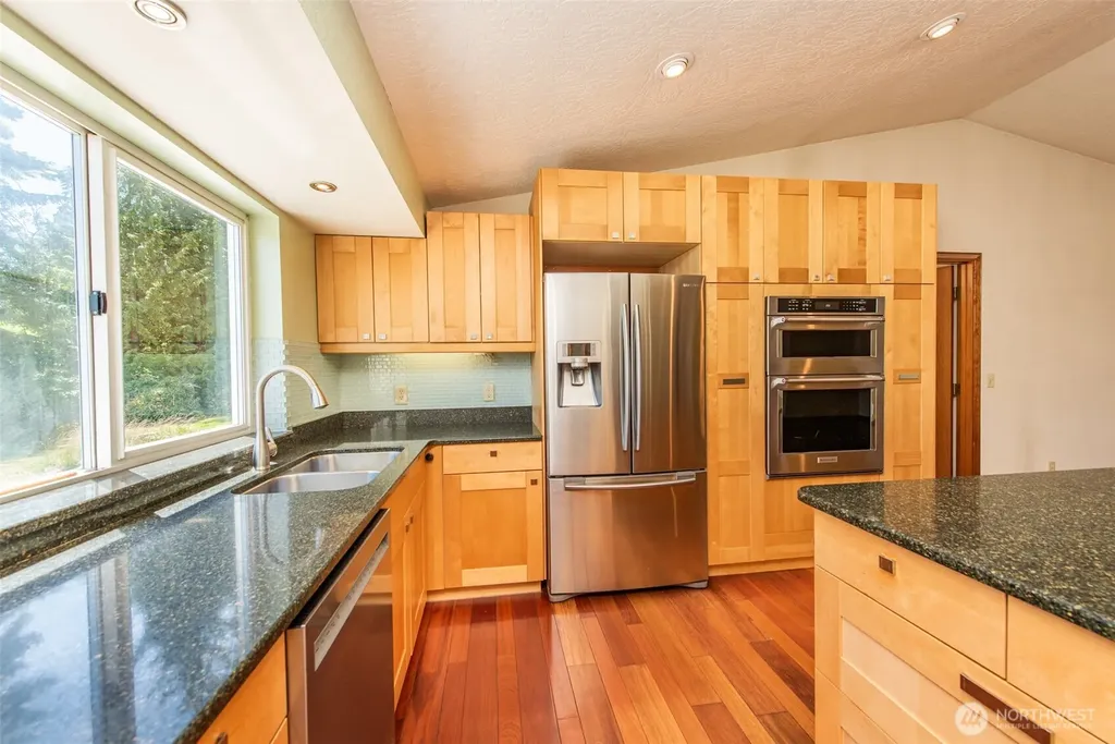 1419 S Pacific Vista Port Angeles WA 98363