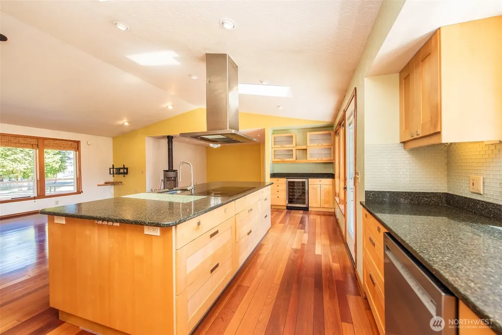 1419 S Pacific Vista Port Angeles WA 98363