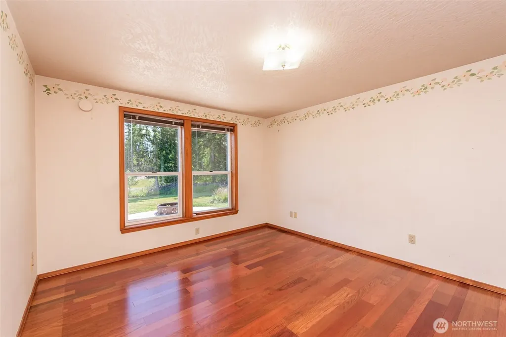 1419 S Pacific Vista Port Angeles WA 98363