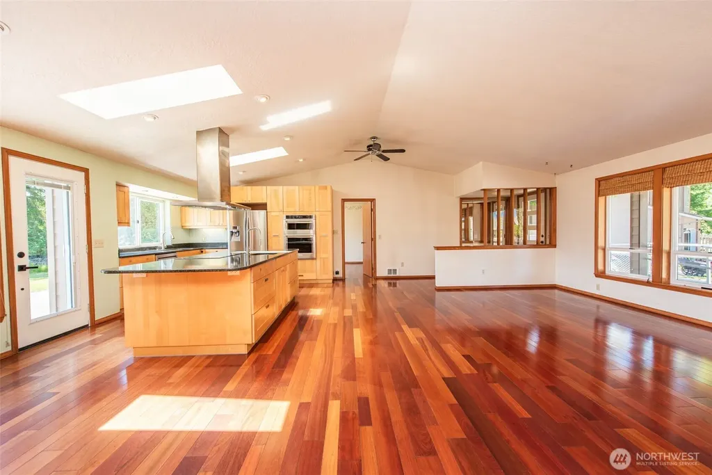 1419 S Pacific Vista Port Angeles WA 98363