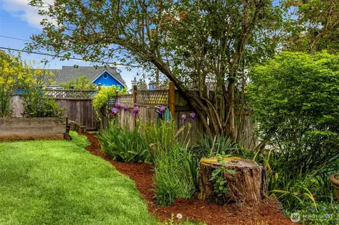 4903 50th Avenue S Seattle WA 98118