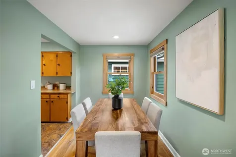 4903 50th Avenue S Seattle WA 98118