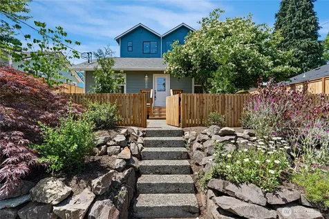 8045 19th Avenue NE Seattle WA 98115