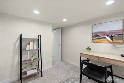 8045 19th Avenue NE Seattle WA 98115