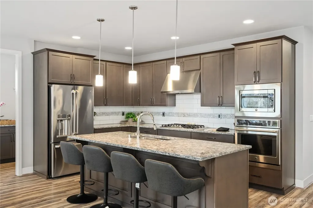 709 153rd Place SW Lynnwood WA 98087