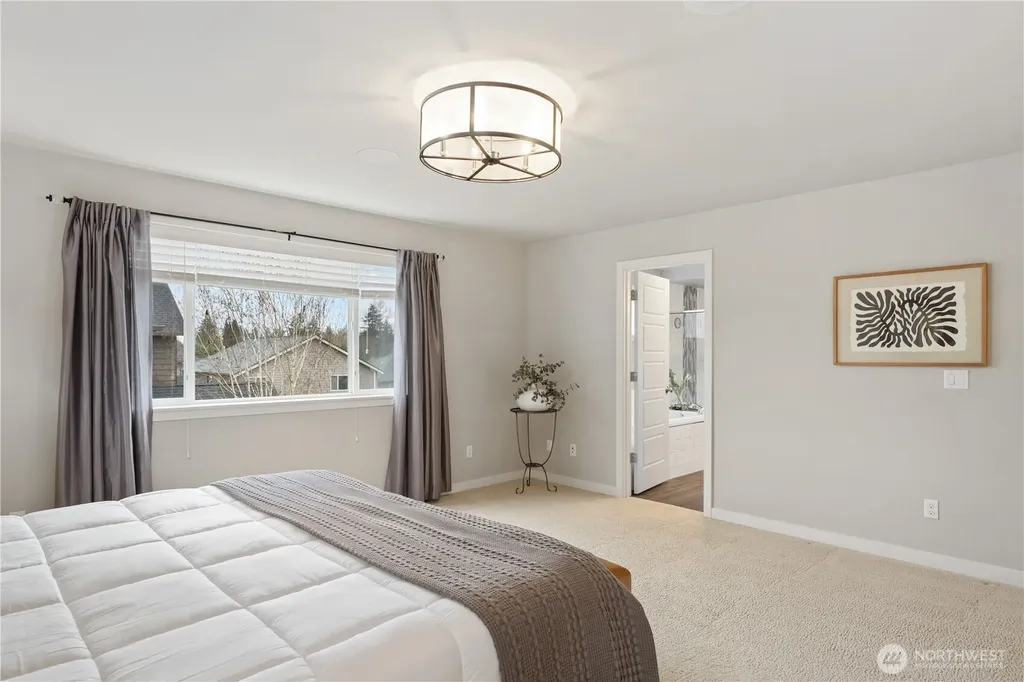 709 153rd Place SW Lynnwood WA 98087