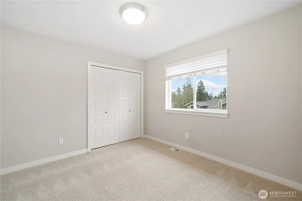 709 153rd Place SW Lynnwood WA 98087