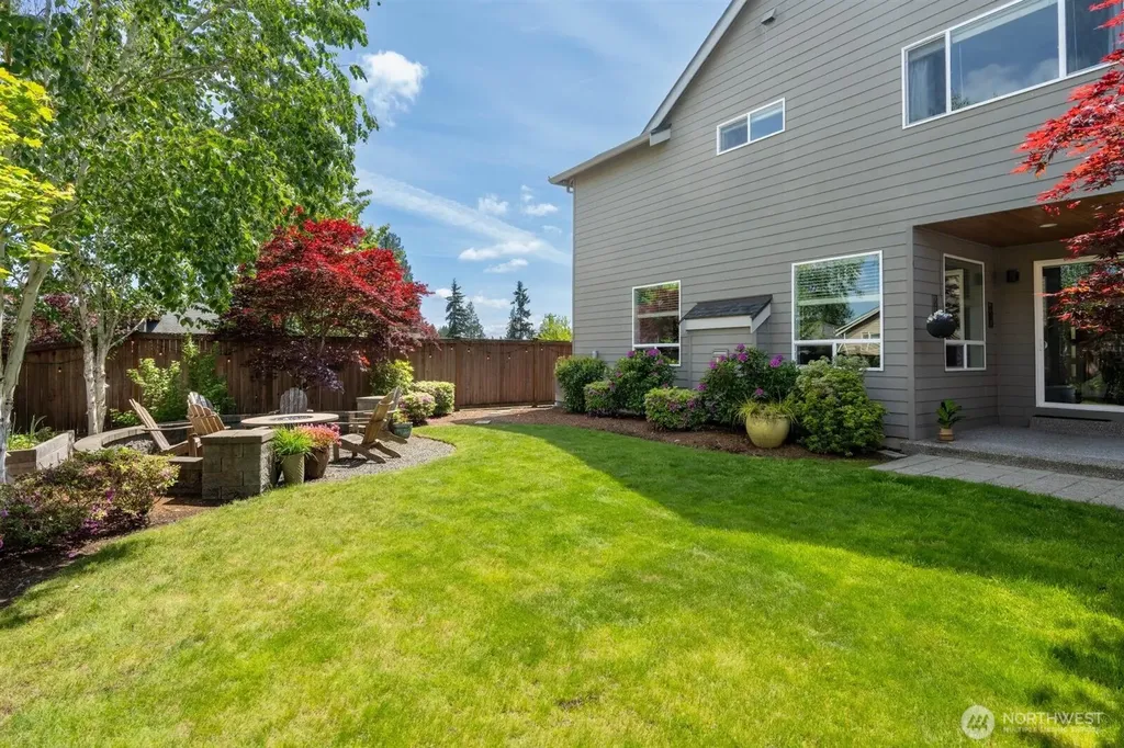 709 153rd Place SW Lynnwood WA 98087