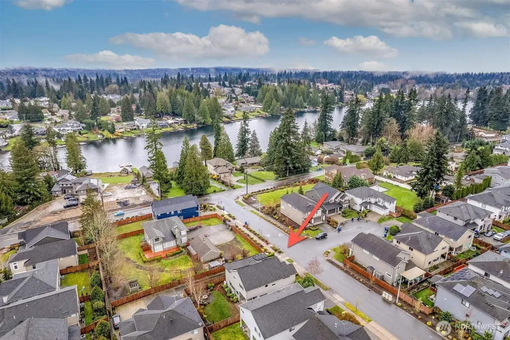 709 153rd Place SW Lynnwood WA 98087