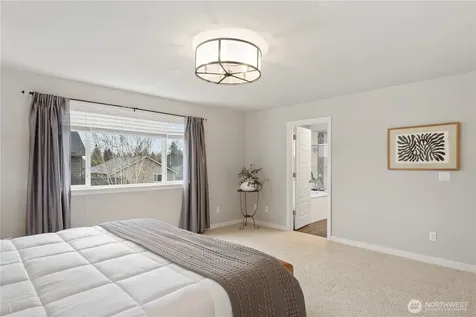 709 153rd Place SW Lynnwood WA 98087