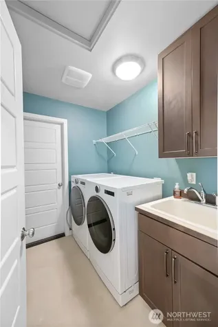 709 153rd Place SW Lynnwood WA 98087