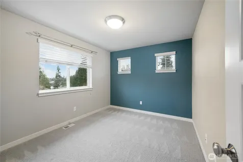 709 153rd Place SW Lynnwood WA 98087