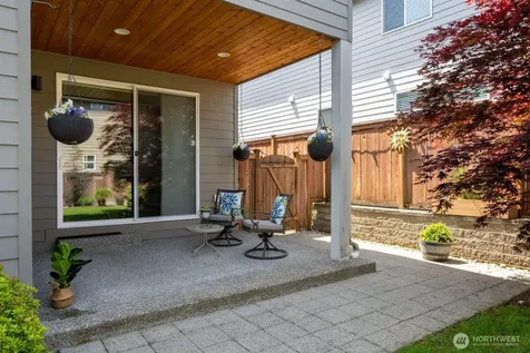 709 153rd Place SW Lynnwood WA 98087