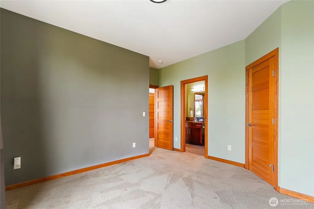 5550 Whitehorn Way Blaine WA 98230