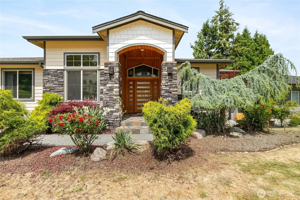 5550 Whitehorn Way Blaine WA 98230