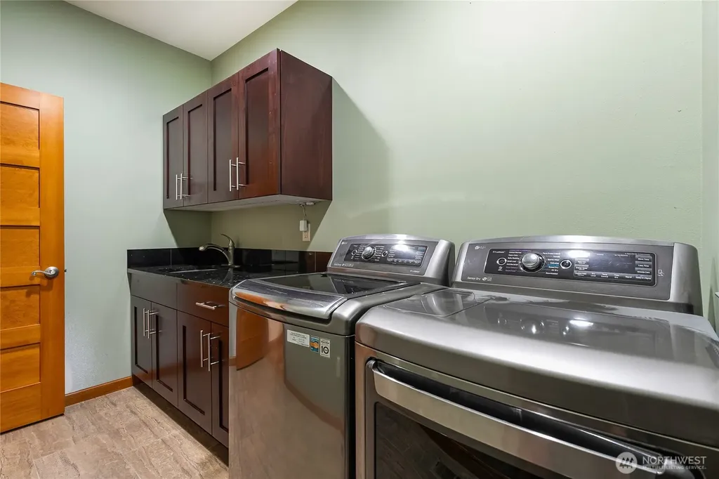 5550 Whitehorn Way Blaine WA 98230