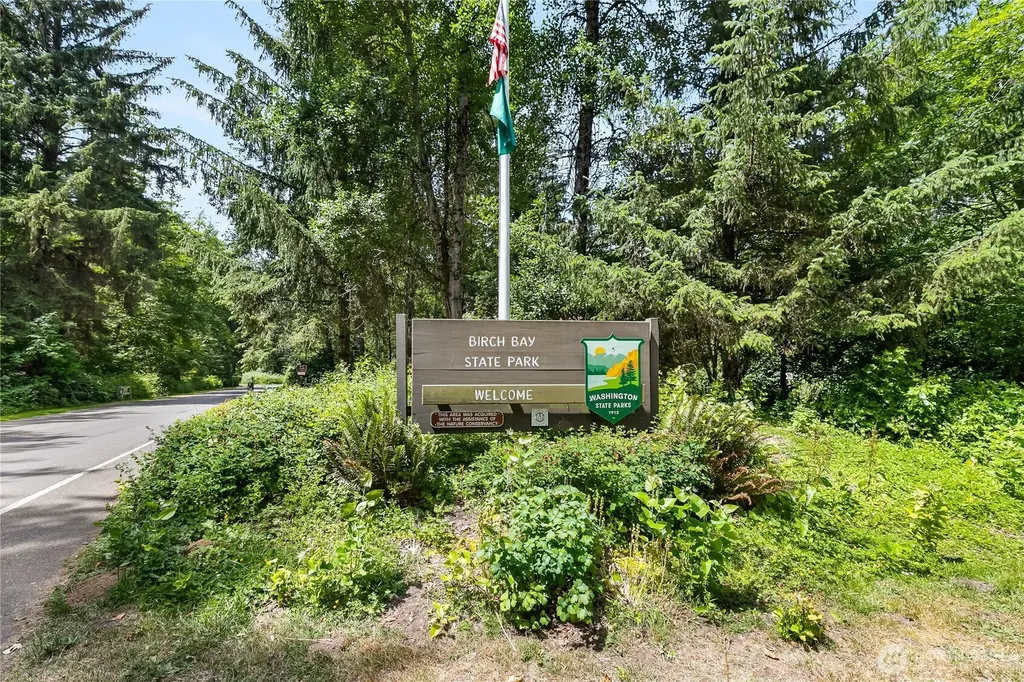 5550 Whitehorn Way Blaine WA 98230