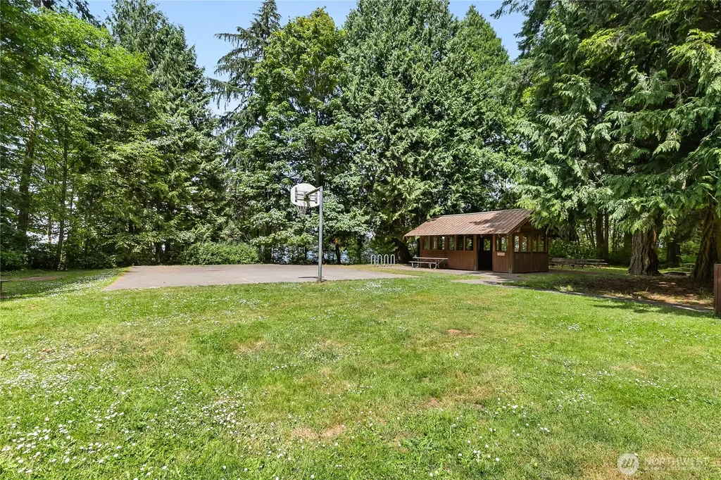 5550 Whitehorn Way Blaine WA 98230