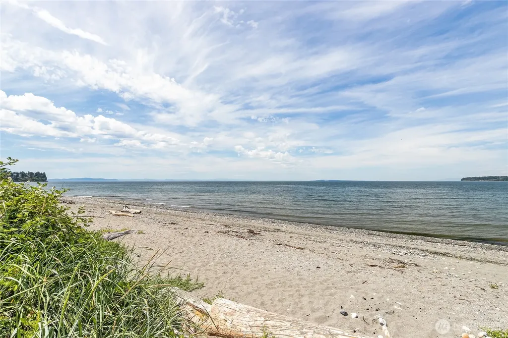 5550 Whitehorn Way Blaine WA 98230
