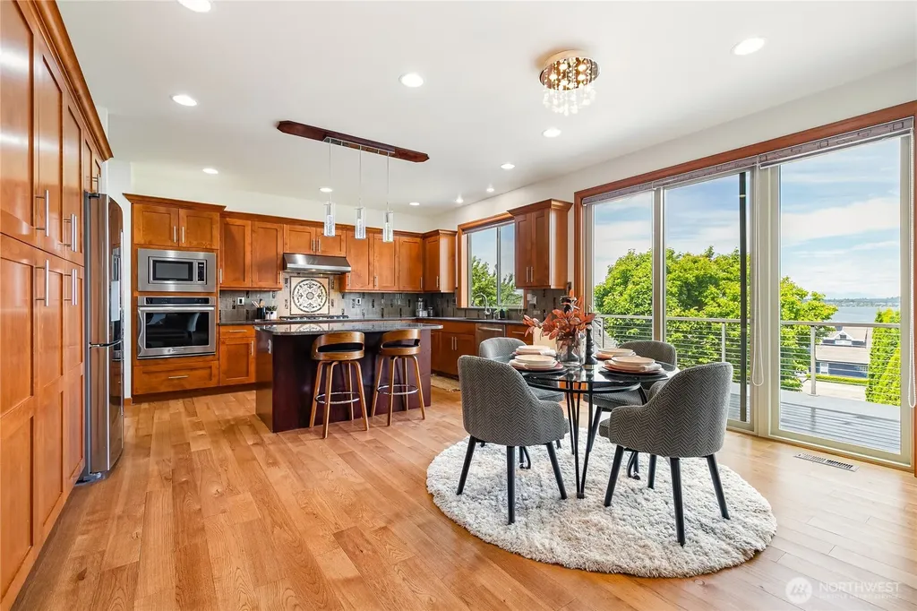 5550 Whitehorn Way Blaine WA 98230