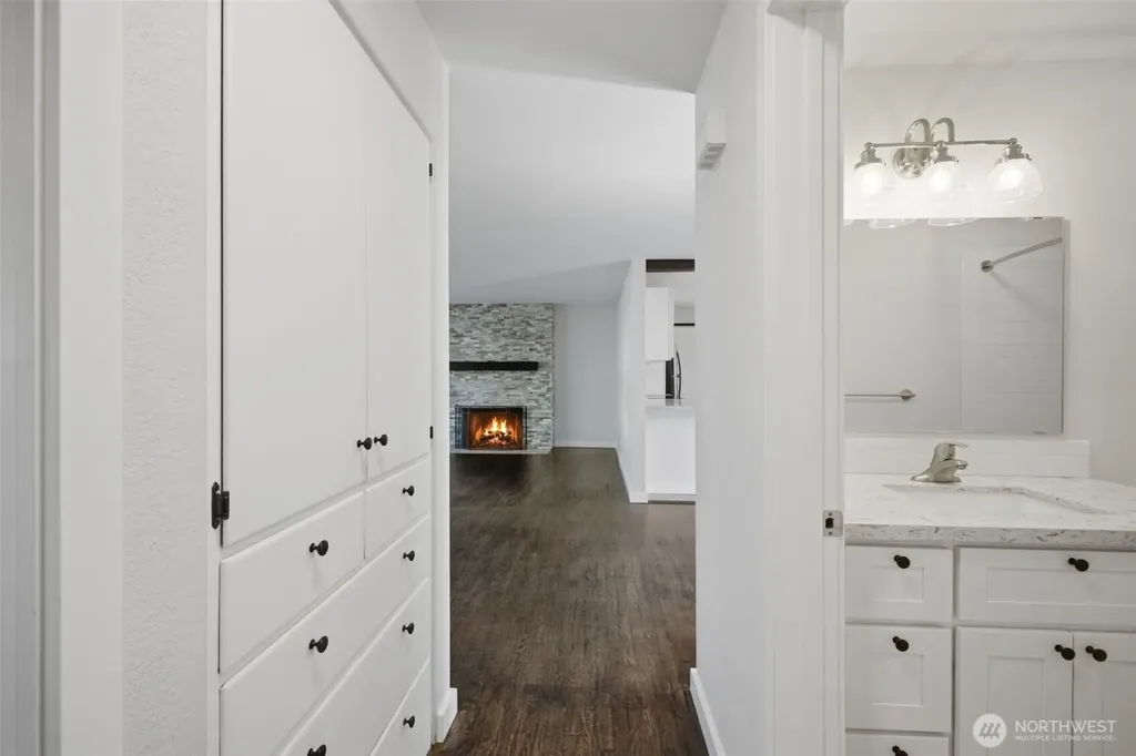 9808 Hipkins Road SW Lakewood WA 98498