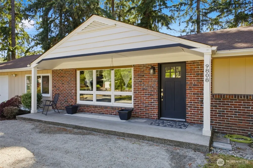 9808 Hipkins Road SW Lakewood WA 98498