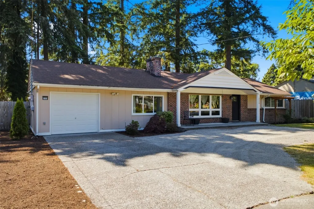 9808 Hipkins Road SW Lakewood WA 98498