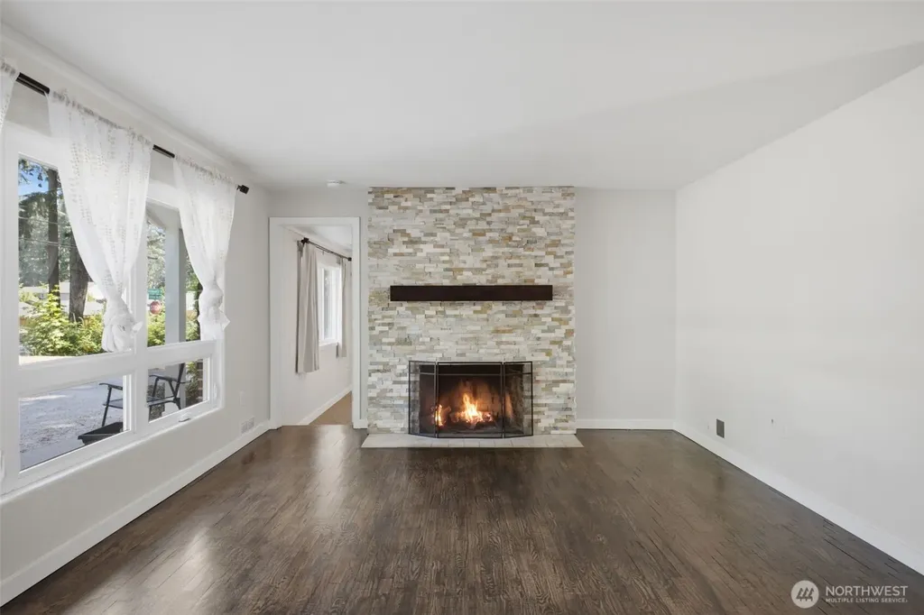 9808 Hipkins Road SW Lakewood WA 98498