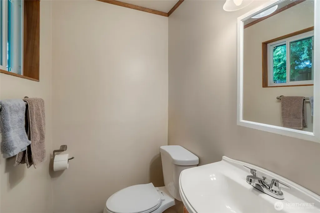 24648 96th Avenue S Kent WA 98030