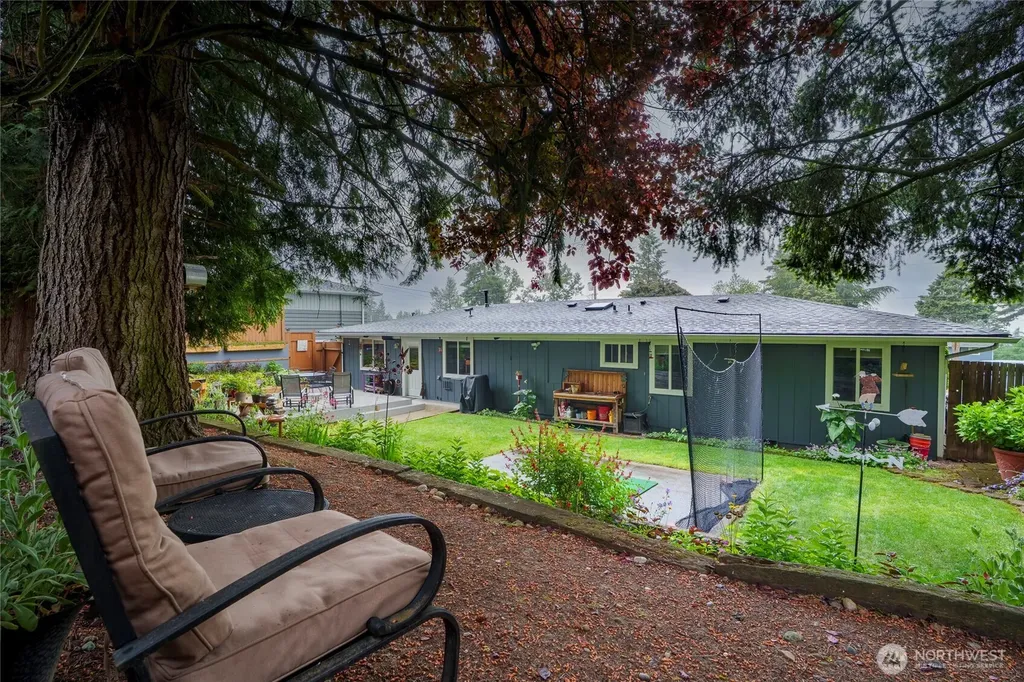 24648 96th Avenue S Kent WA 98030