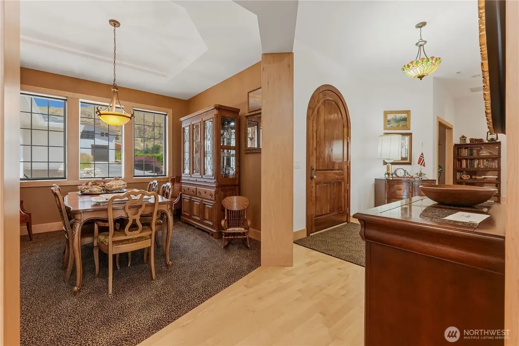 19 Chapman Lane Orondo WA 98843
