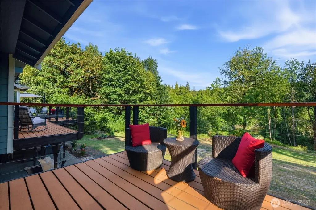 6317 Crescent Beach Road NW Vaughn WA 98394