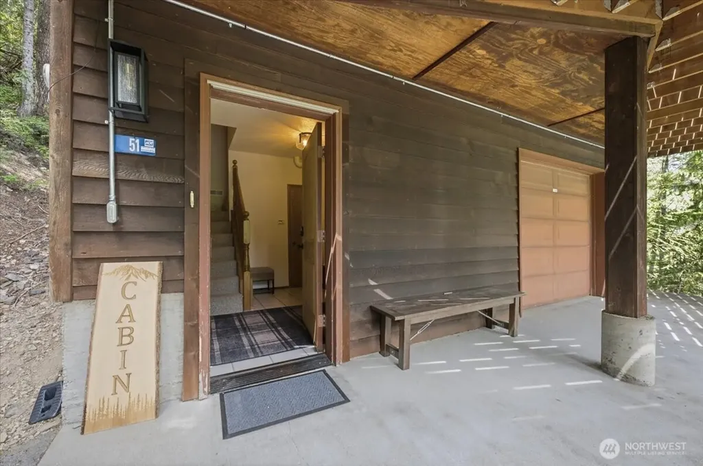 51 Winter Park Lane Easton WA 98925