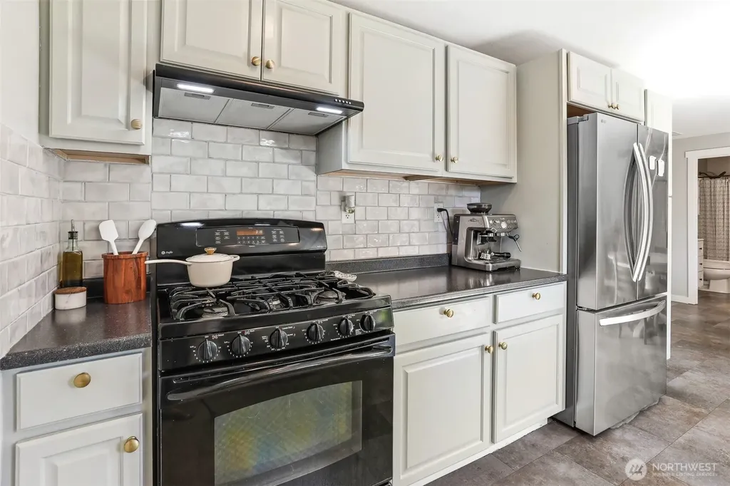 22628 87th Avenue W Edmonds WA 98026
