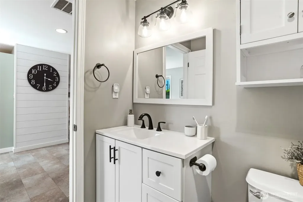 22628 87th Avenue W Edmonds WA 98026