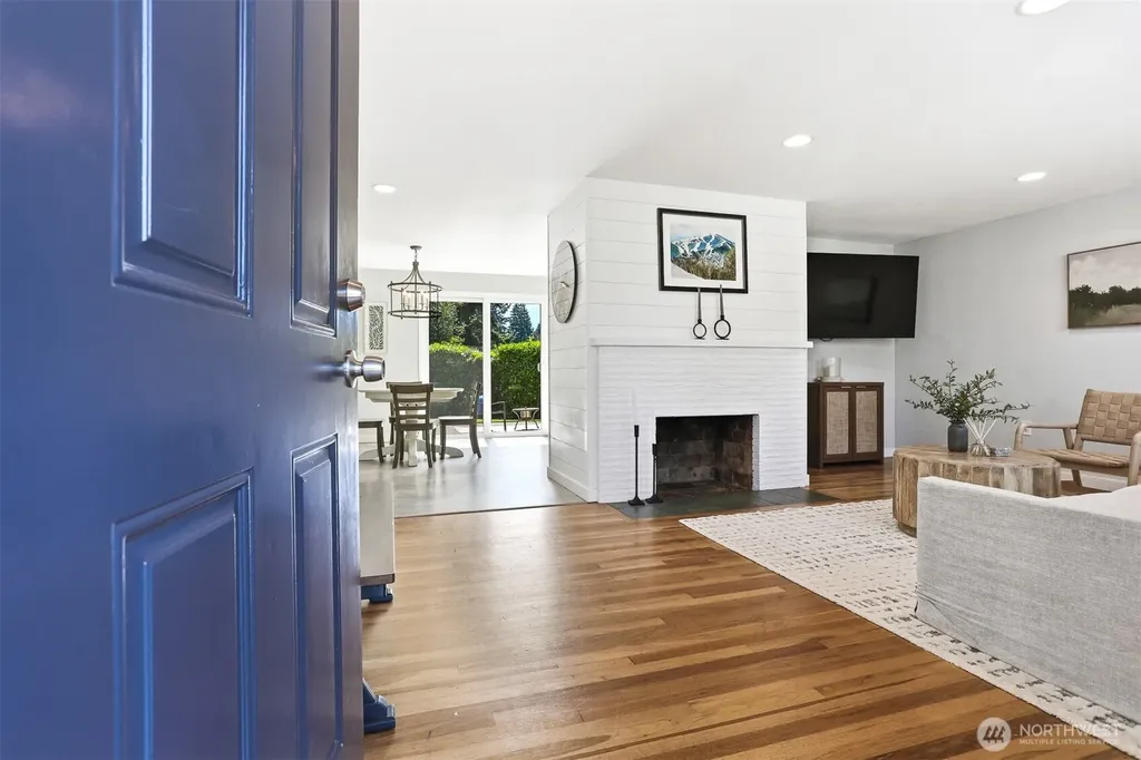 22628 87th Avenue W Edmonds WA 98026