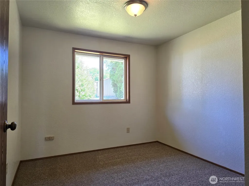 316 S 3rd Street Mccleary WA 98557