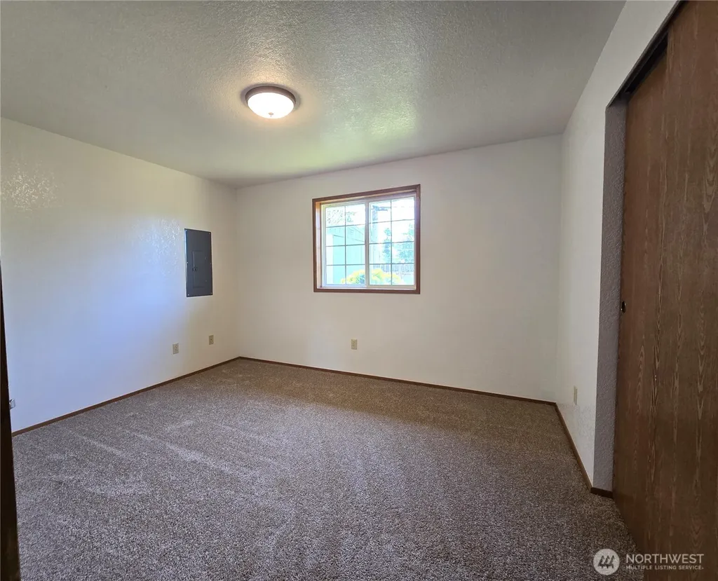 316 S 3rd Street Mccleary WA 98557