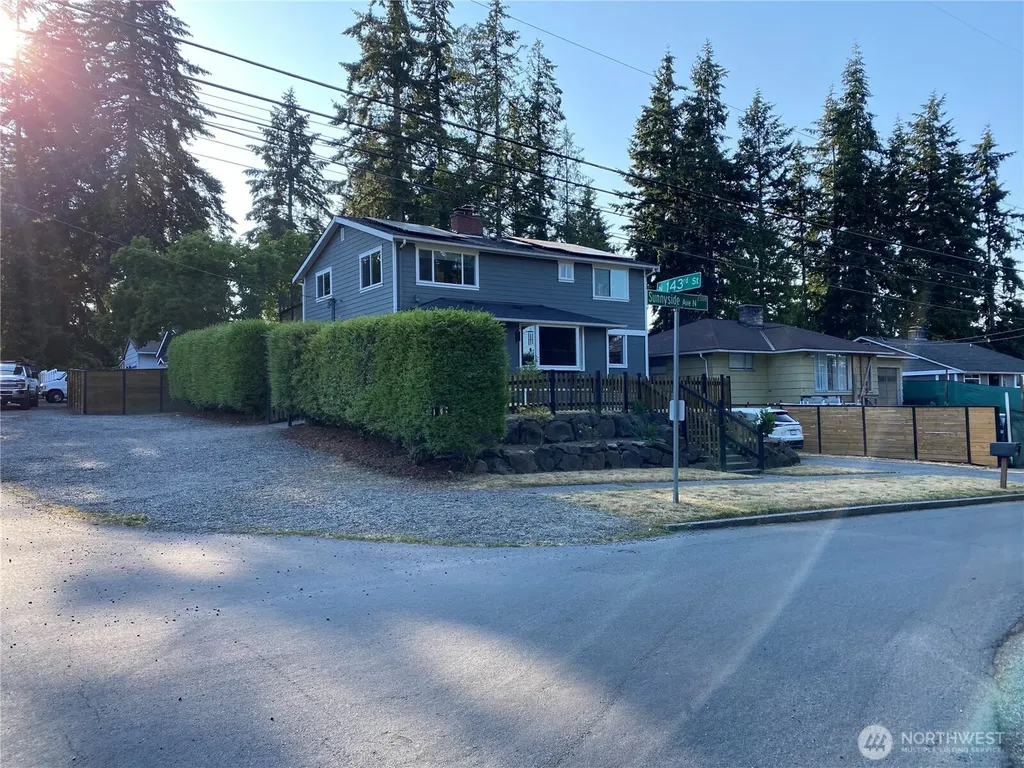 14303 Sunnyside Avenue N Shoreline WA 98133