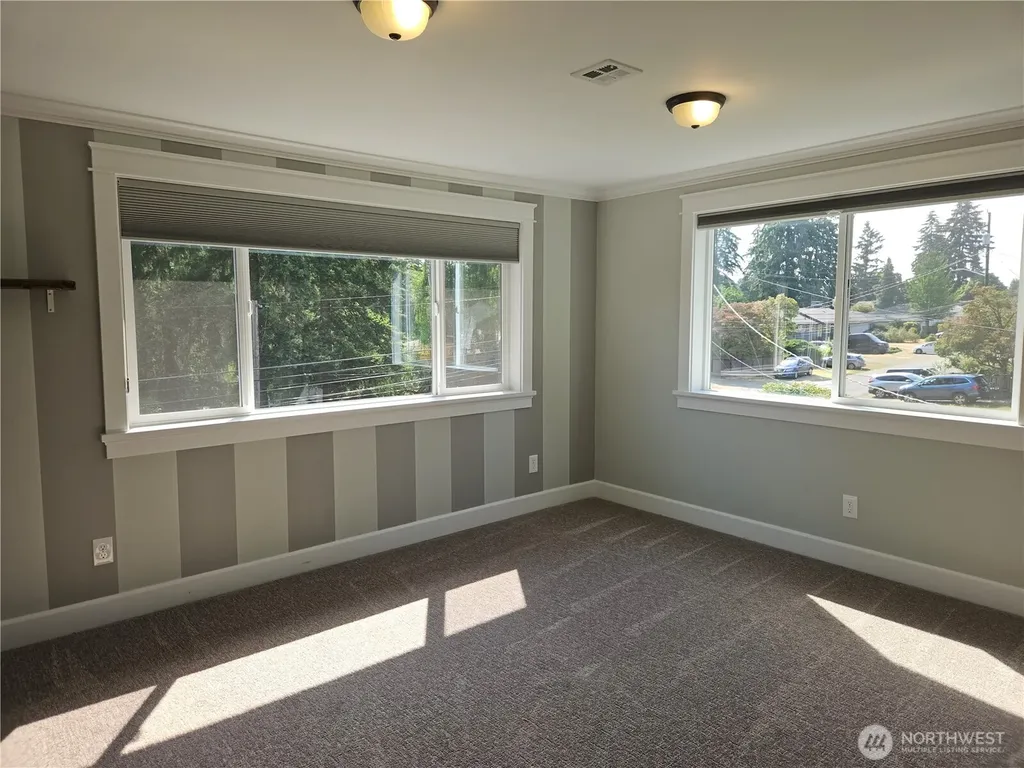 14303 Sunnyside Avenue N Shoreline WA 98133