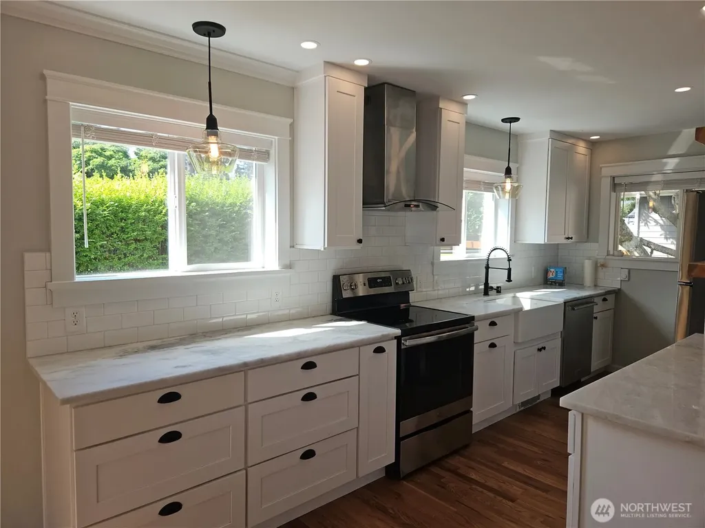 14303 Sunnyside Avenue N Shoreline WA 98133