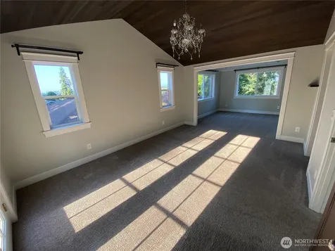 14303 Sunnyside Avenue N Shoreline WA 98133