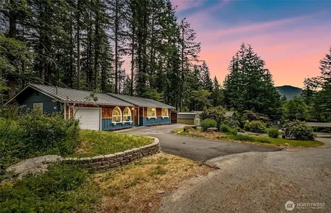 16820 426th Avenue SE North Bend WA 98045