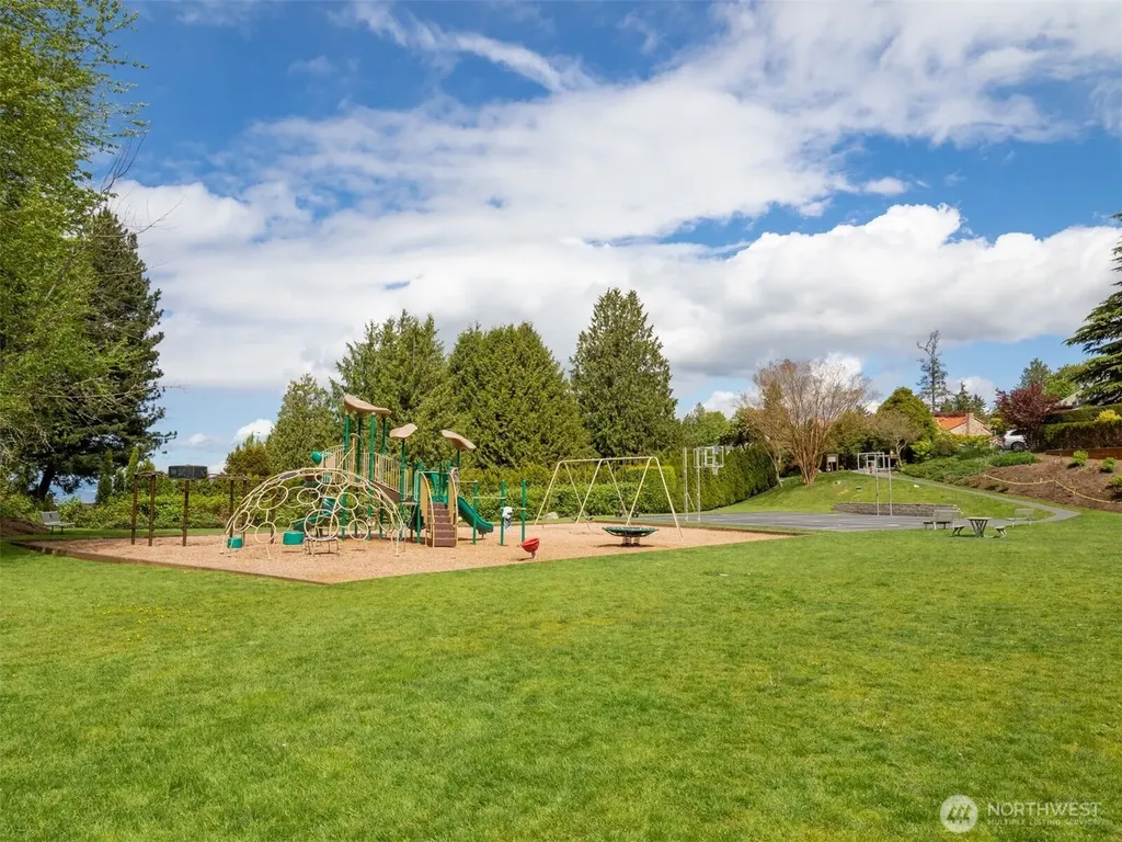 1205 NW Woodbine Way Seattle WA 98177