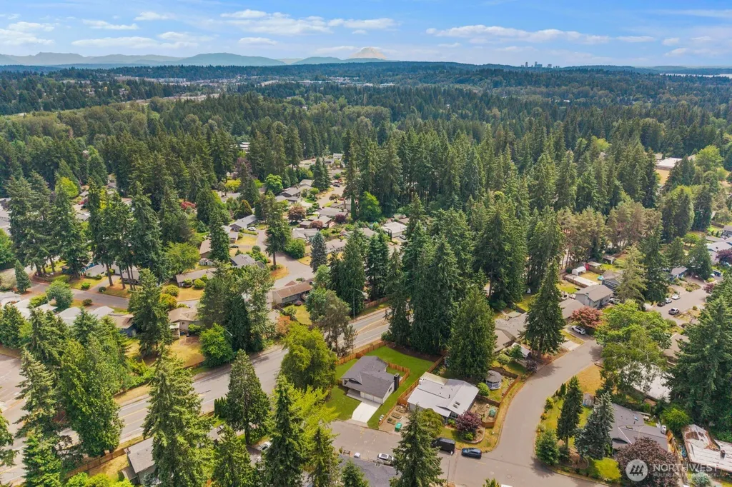 10459 NE 142nd Street Kirkland WA 98034