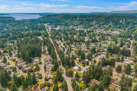 10459 NE 142nd Street Kirkland WA 98034