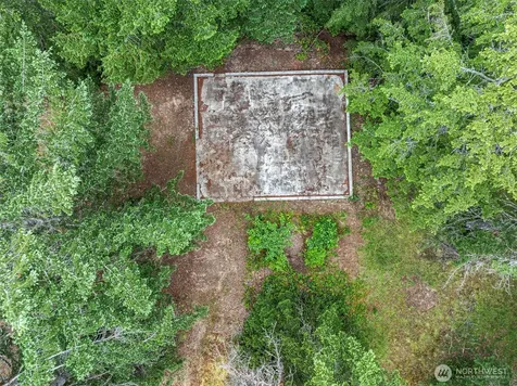 101 NE Smithy Forge Lane Belfair WA 98528